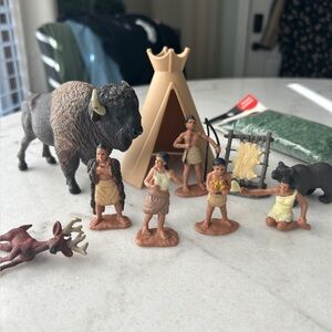 Native American Action Figure Playset with Teepee and Animals